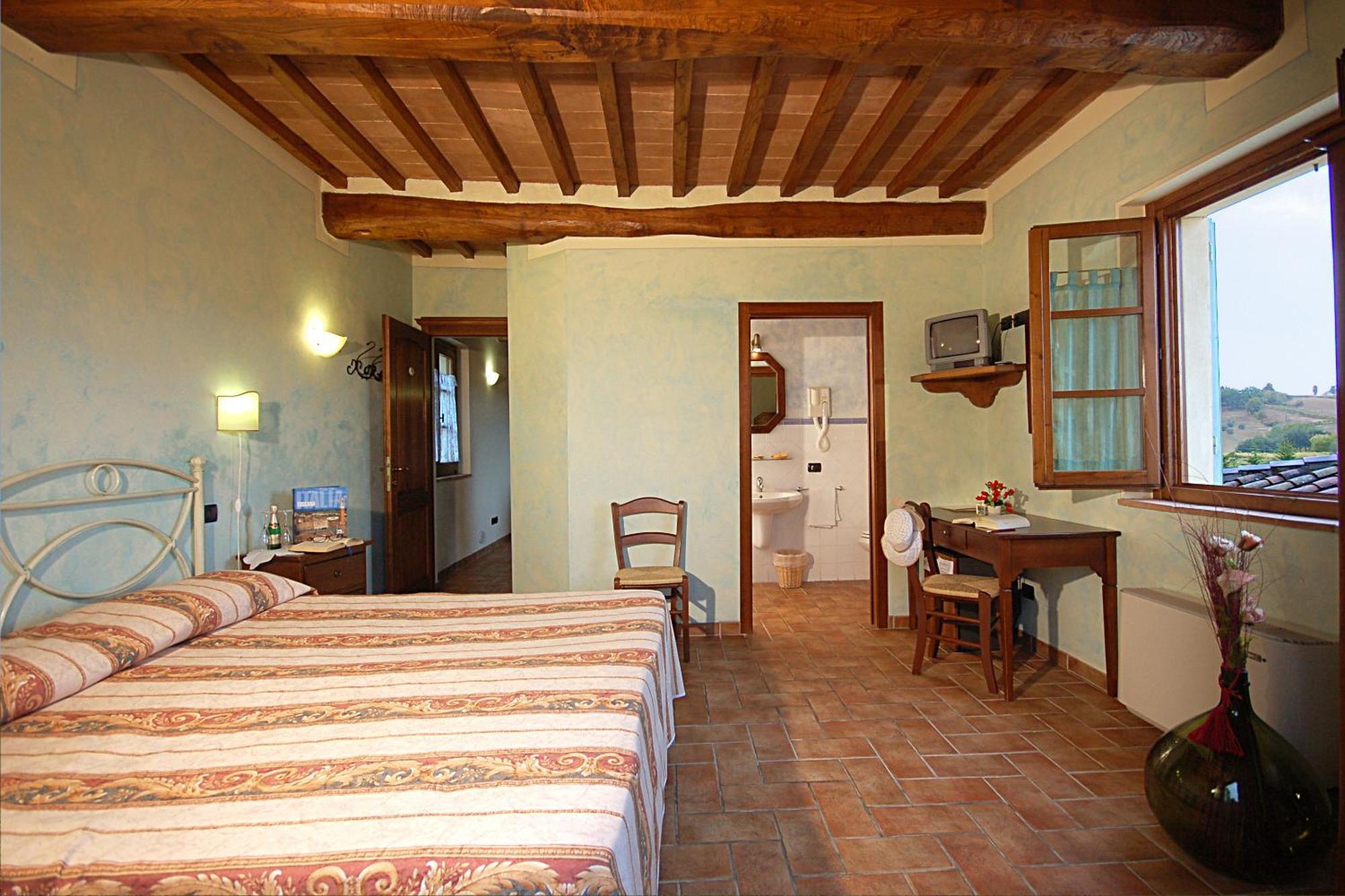 Antico Borgo Il Cardino Bed & Breakfast San Gimignano Bagian luar foto