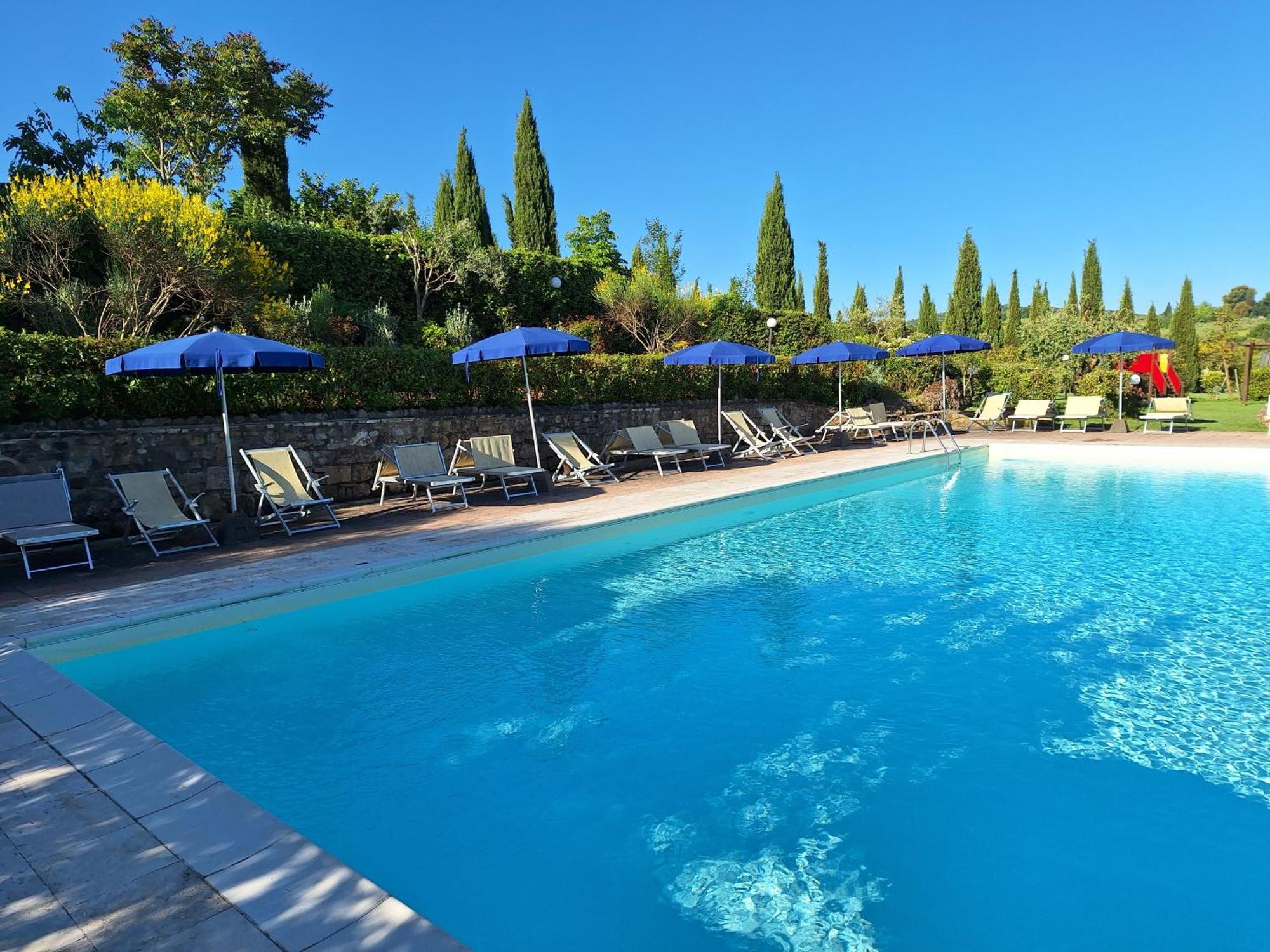 Antico Borgo Il Cardino Bed & Breakfast San Gimignano Bagian luar foto
