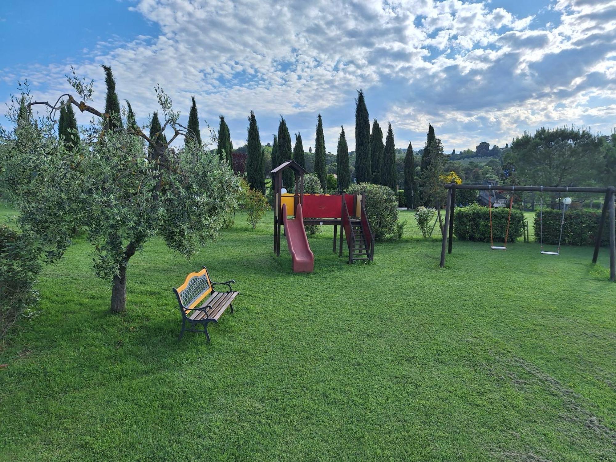 Antico Borgo Il Cardino Bed & Breakfast San Gimignano Bagian luar foto