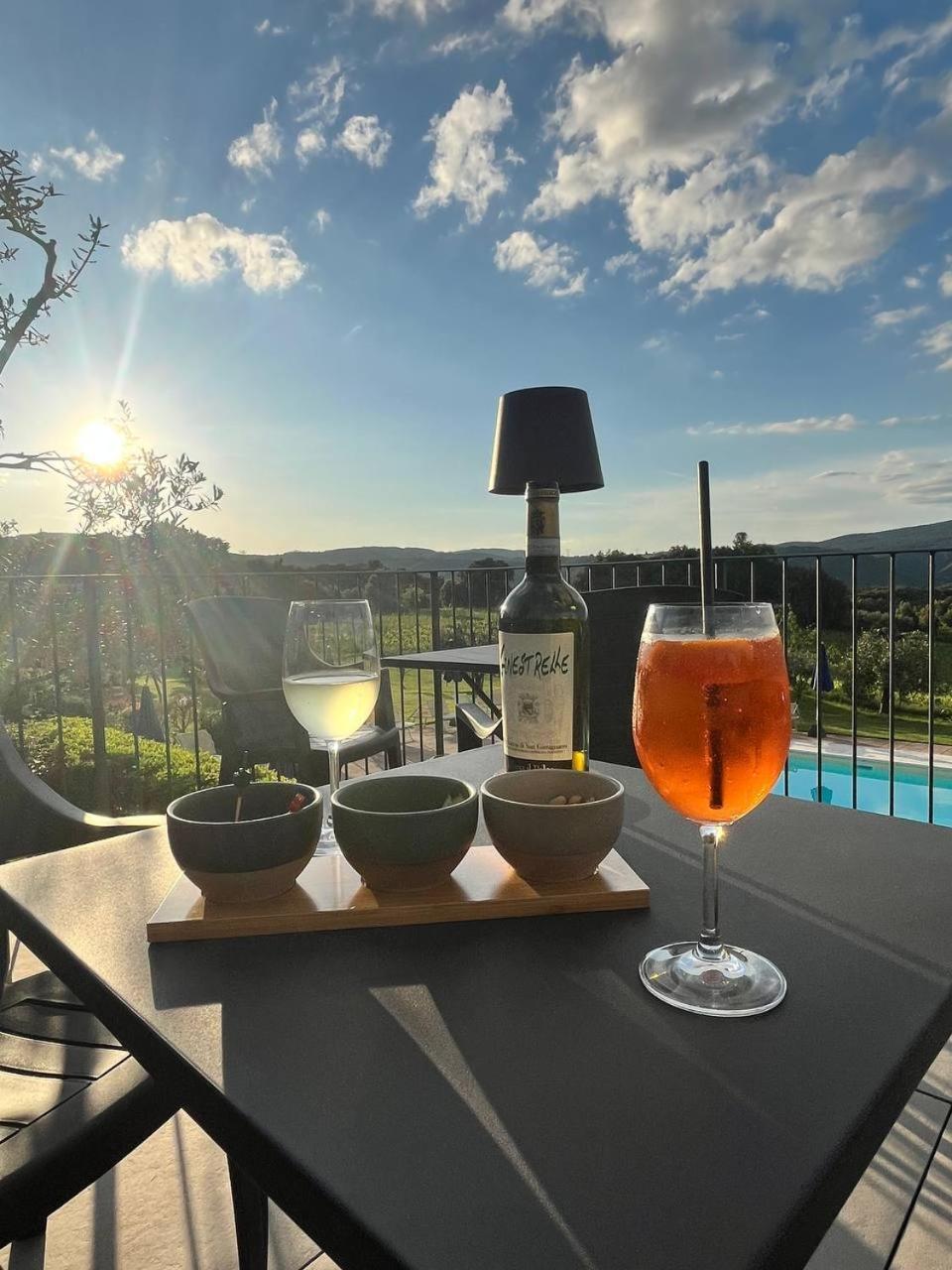 Antico Borgo Il Cardino Bed & Breakfast San Gimignano Bagian luar foto