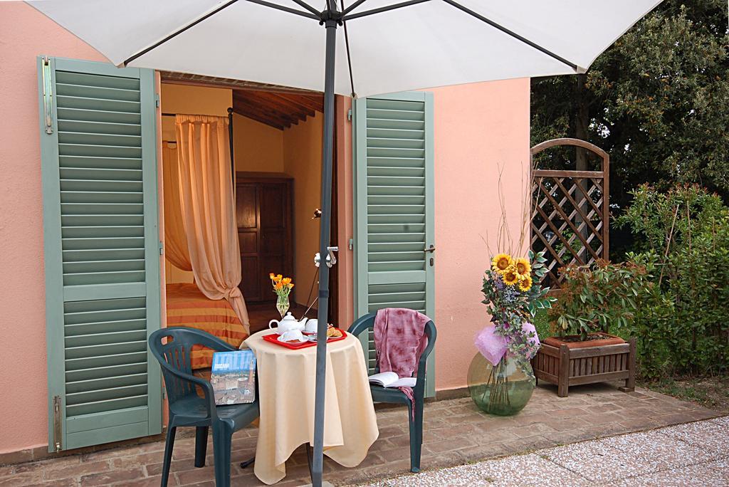 Antico Borgo Il Cardino Bed & Breakfast San Gimignano Bagian luar foto