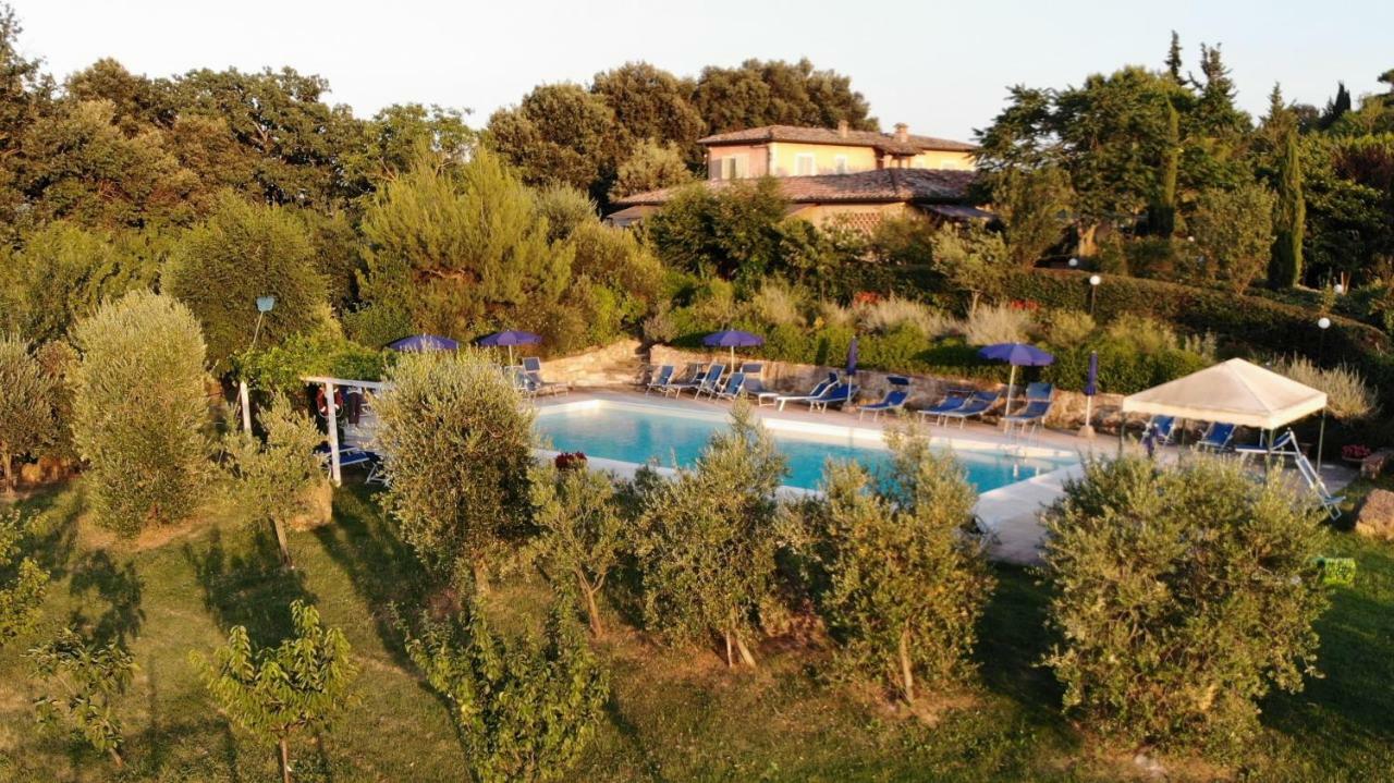 Antico Borgo Il Cardino Bed & Breakfast San Gimignano Bagian luar foto